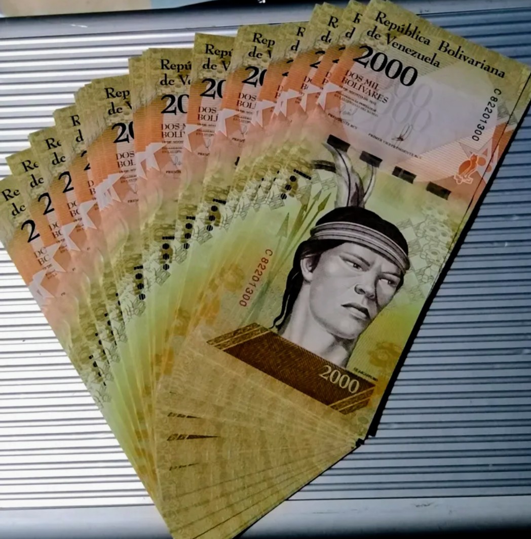 اسکناس جفت سوپر بانکی 2000 بولیوار ونزوئلا