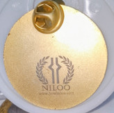 نشان سنجاق سینه NILOO